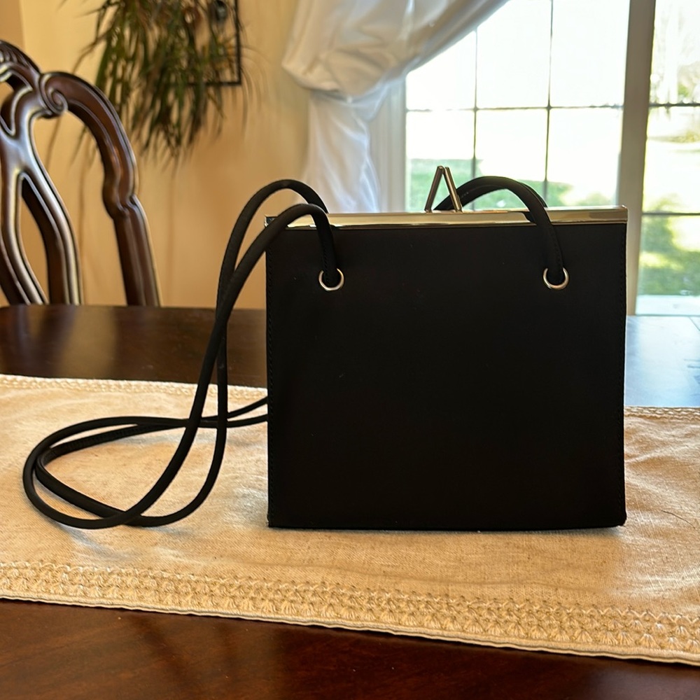 Amanda Smith small black shoulder purse.